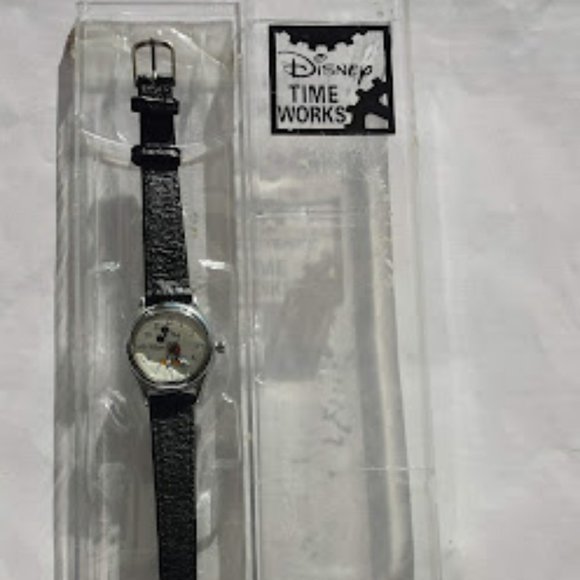 Disney Mickey Mouse watch Vintage Mickey Mouse Watch - Picture 7 of 10